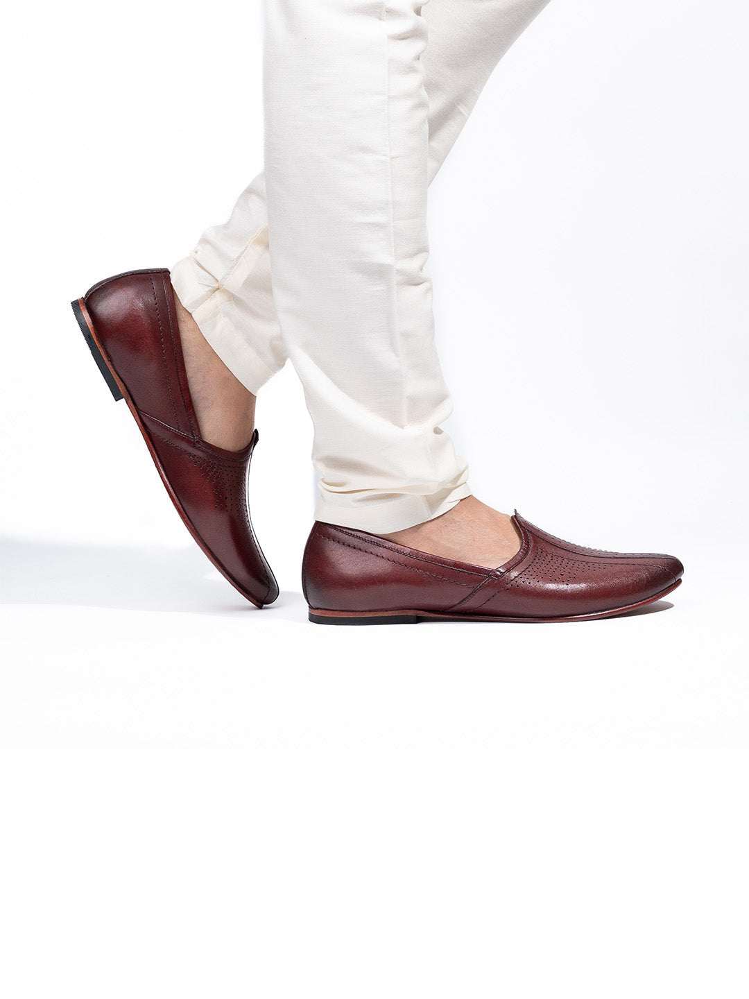 Men's Tan Leather Handmade Ethnic Juti